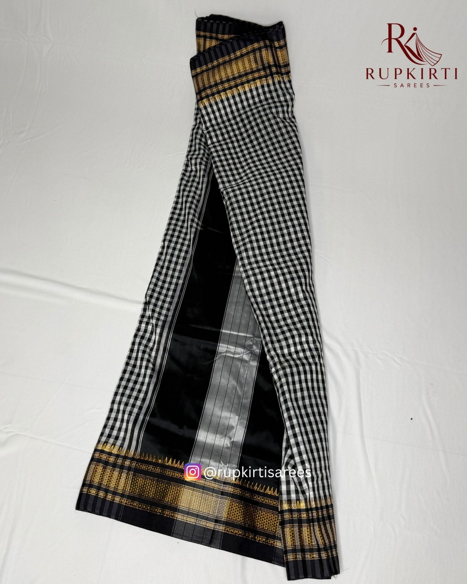Black & Gold Ilkal Small Check Cotton Silk Saree — photo 3