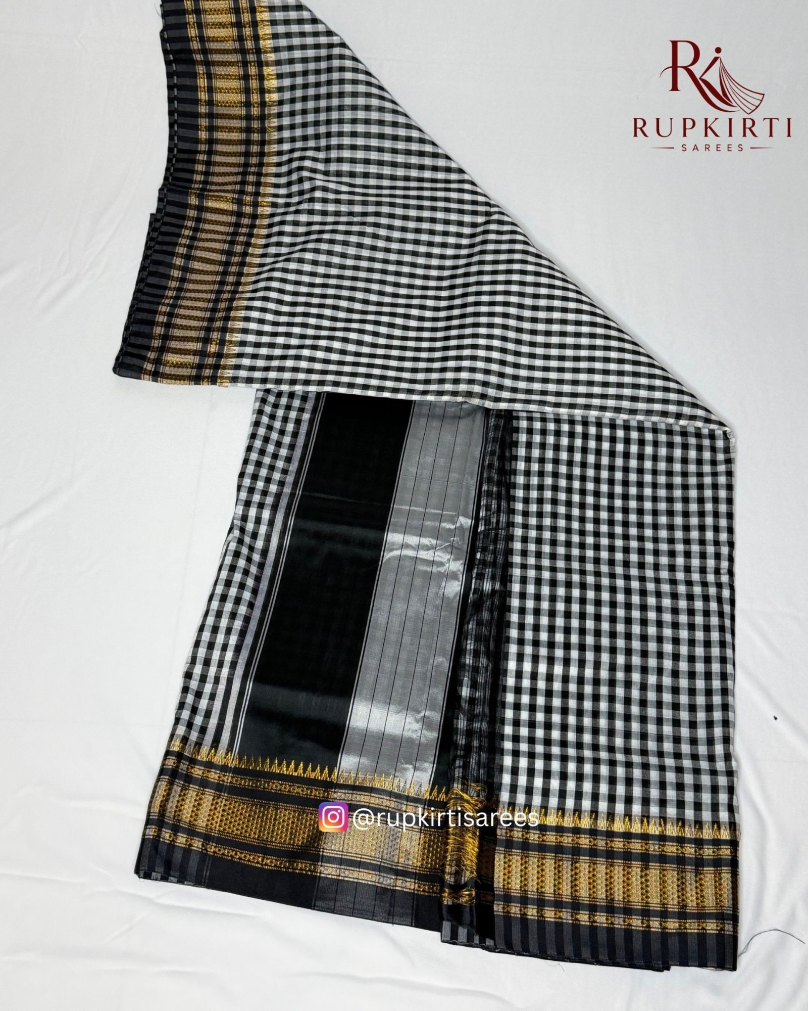 Black & Gold Ilkal Small Check Cotton Silk Saree — photo 4